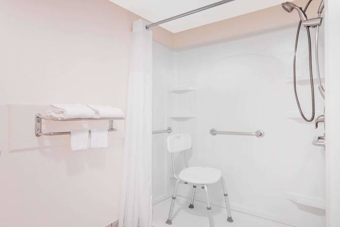 Imagen de la habitación del Hotel Travelodge by Wyndham Chattanooga/Hamilton Place. Foto 11