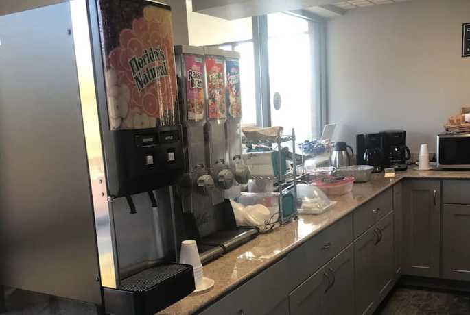 Imagen del bar/restaurante del Hotel Travelodge by Wyndham Clarksville. Foto 5