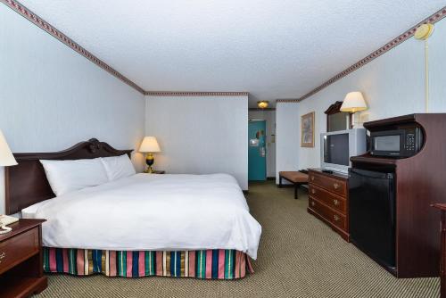 Imagen de la habitación del Hotel Travelodge by Wyndham Cleveland Airport. Foto 4