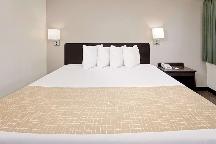 Imagen de la habitación del Hotel Travelodge by Wyndham College Park. Foto 8