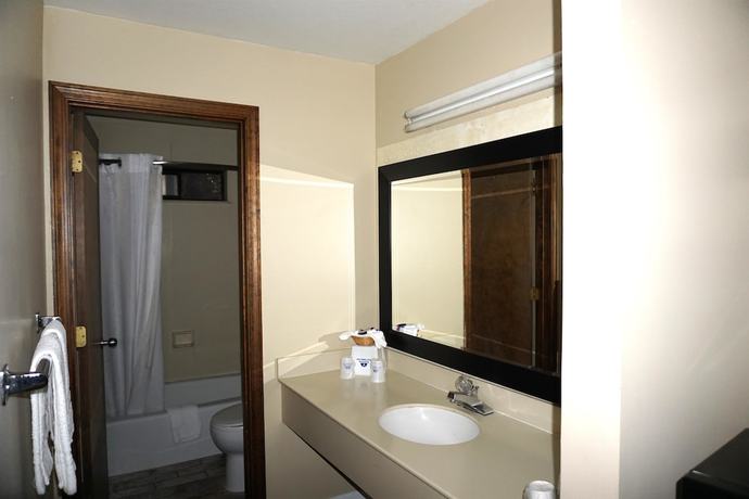Imagen de la habitación del Hotel Travelodge by Wyndham Concord. Foto 16