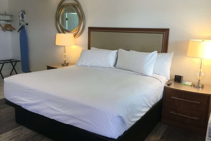 Imagen de la habitación del Hotel Travelodge by Wyndham Crescent City. Foto 9