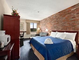 Imagen de los interiores del Hotel Travelodge by Wyndham Downtown Barrie. Foto 10