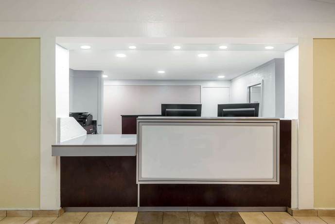 Imagen de los interiores del Hotel Travelodge by Wyndham Essington / Philadelphia Airport. Foto 15