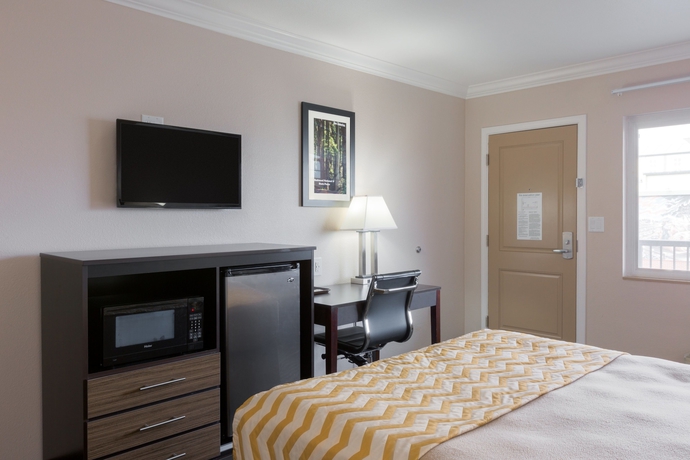 Imagen de la habitación del Hotel Travelodge by Wyndham Eureka. Foto 4