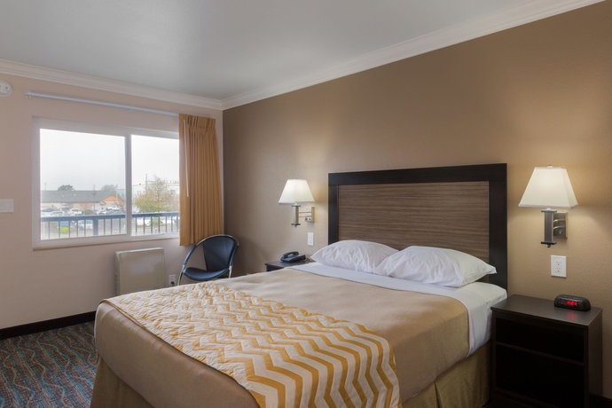 Imagen de la habitación del Hotel Travelodge by Wyndham Eureka. Foto 5