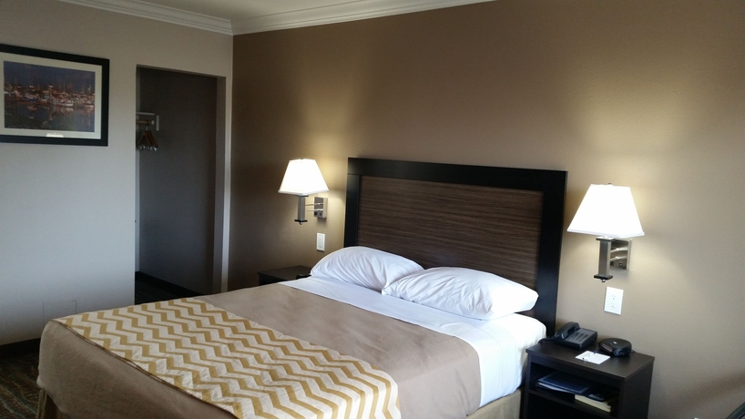 Imagen de la habitación del Hotel Travelodge by Wyndham Eureka. Foto 13