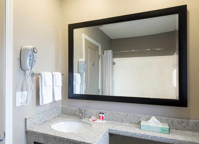 Imagen de la habitación del Hotel Travelodge by Wyndham Eureka. Foto 18