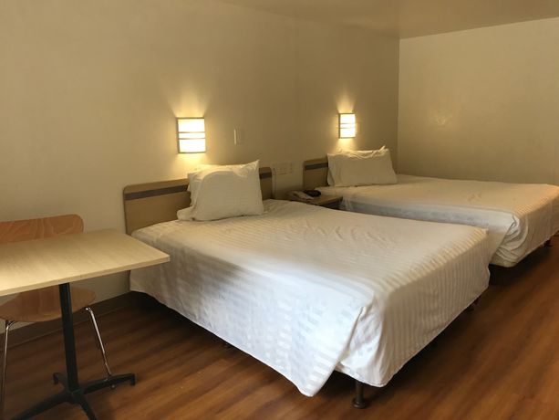 Imagen de la habitación del Hotel Travelodge by Wyndham Fayetteville. Foto 7
