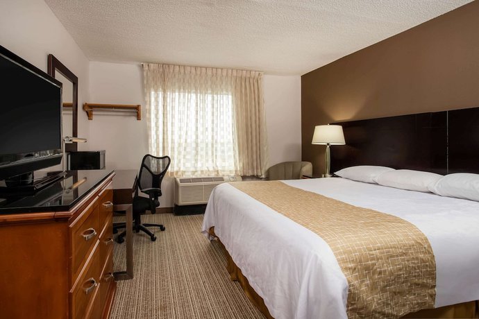 Imagen de la habitación del Hotel Travelodge by Wyndham Fort Wayne North. Foto 9