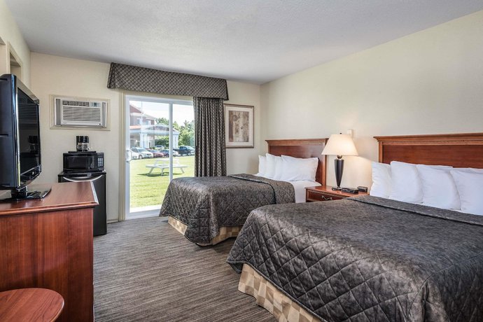 Imagen de la habitación del Hotel Travelodge by Wyndham Gananoque. Foto 9