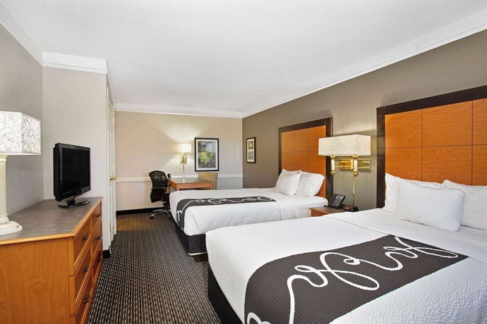 Imagen de la habitación del Hotel Travelodge by Wyndham Golden-Denver. Foto 10