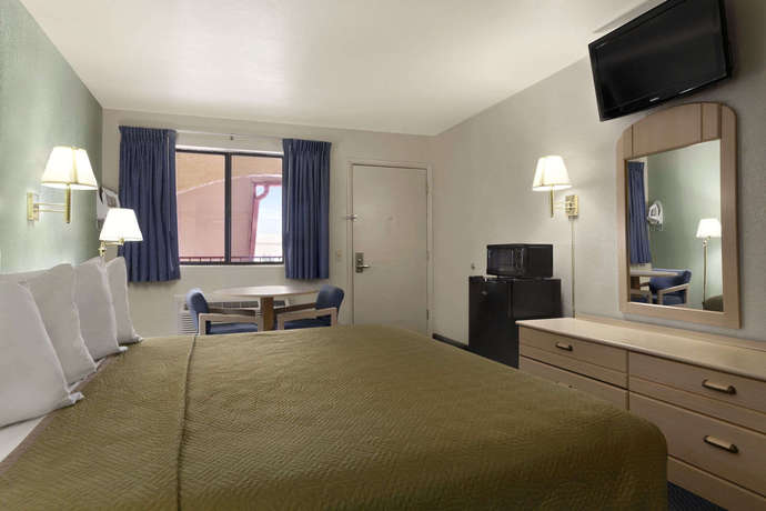 Imagen de la habitación del Hotel Travelodge by Wyndham Holbrook. Foto 4