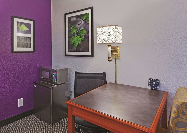 Imagen de la habitación del Hotel Travelodge by Wyndham Houston Cy-Fair. Foto 13