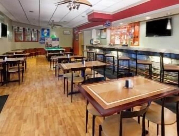 Imagen del bar/restaurante del Hotel Travelodge by Wyndham Jackson. Foto 3