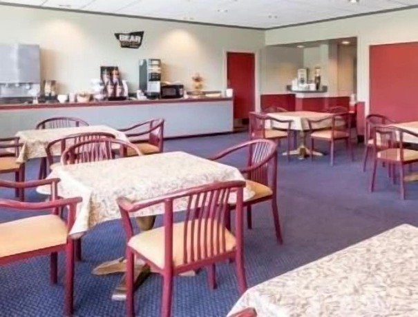 Imagen del bar/restaurante del Hotel Travelodge by Wyndham Jackson. Foto 5