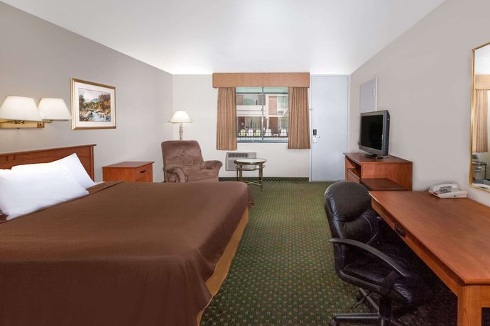 Imagen de la habitación del Hotel Travelodge by Wyndham Jackson. Foto 13