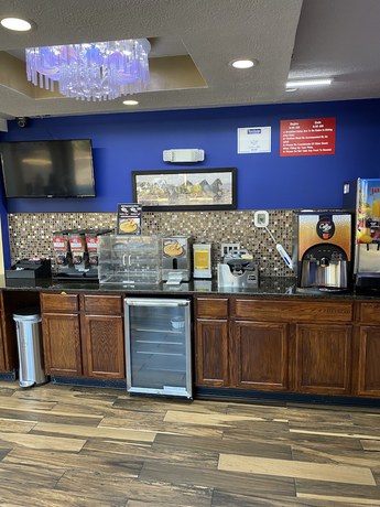 Imagen del bar/restaurante del Hotel Travelodge by Wyndham Jackson I-40 Exit 82. Foto 4