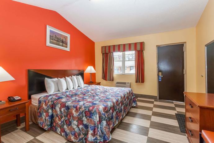 Imagen de la habitación del Hotel Travelodge by Wyndham Jersey City. Foto 7
