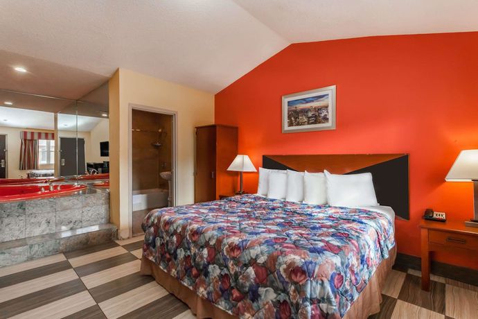Imagen de la habitación del Hotel Travelodge by Wyndham Jersey City. Foto 11