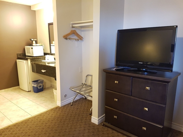Imagen de la habitación del Hotel Travelodge by Wyndham Kamloops Mountview. Foto 4