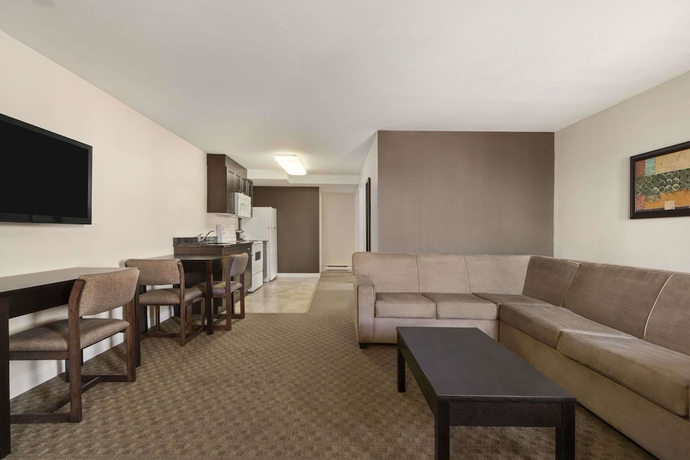 Imagen de la habitación del Hotel Travelodge by Wyndham Kamloops Mountview. Foto 9