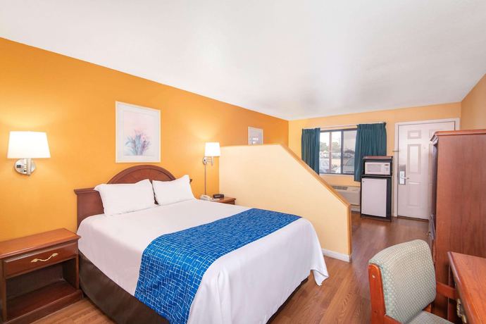 Imagen de la habitación del Hotel Travelodge by Wyndham Kingman. Foto 6