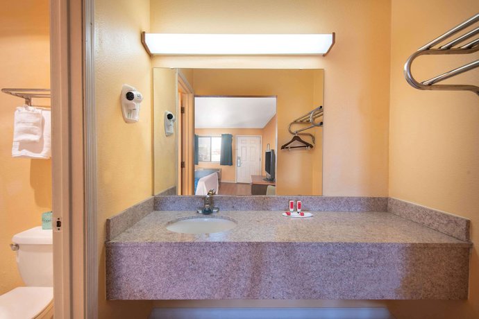 Imagen de la habitación del Hotel Travelodge by Wyndham Kingman. Foto 15