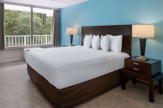 Imagen de la habitación del Hotel Travelodge by Wyndham Kingsland GA. Foto 3