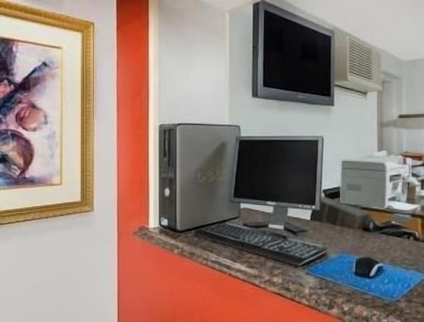Imagen de los interiores del Hotel Travelodge by Wyndham Klamath Falls. Foto 17
