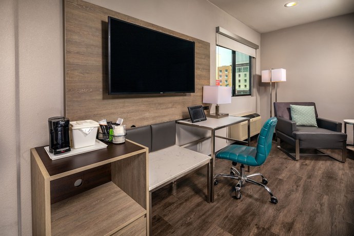 Imagen de la habitación del Hotel Travelodge by Wyndham LAX. Foto 3