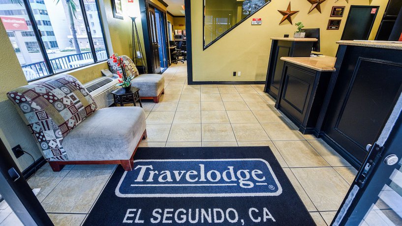 Imagen de los interiores del Hotel Travelodge by Wyndham LAX. Foto 20