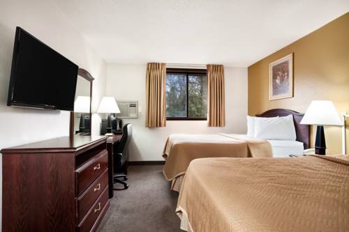 Imagen de la habitación del Hotel Travelodge by Wyndham La Porte/Michigan City Area. Foto 8