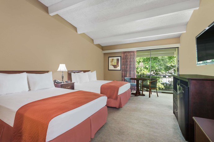 Imagen de la habitación del Hotel Travelodge by Wyndham Lakeland. Foto 2