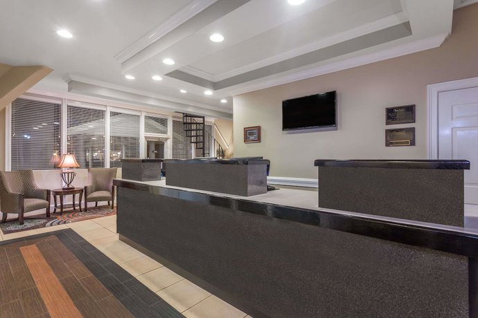 Imagen de los interiores del Hotel Travelodge by Wyndham Lakeland. Foto 18