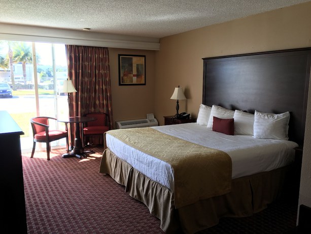 Imagen de la habitación del Hotel Travelodge by Wyndham Lakeland. Foto 12