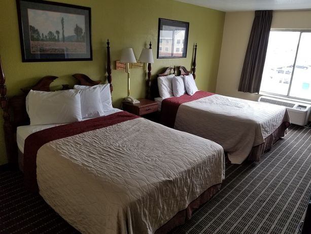 Imagen de la habitación del Hotel Travelodge by Wyndham Lansing IL. Foto 5