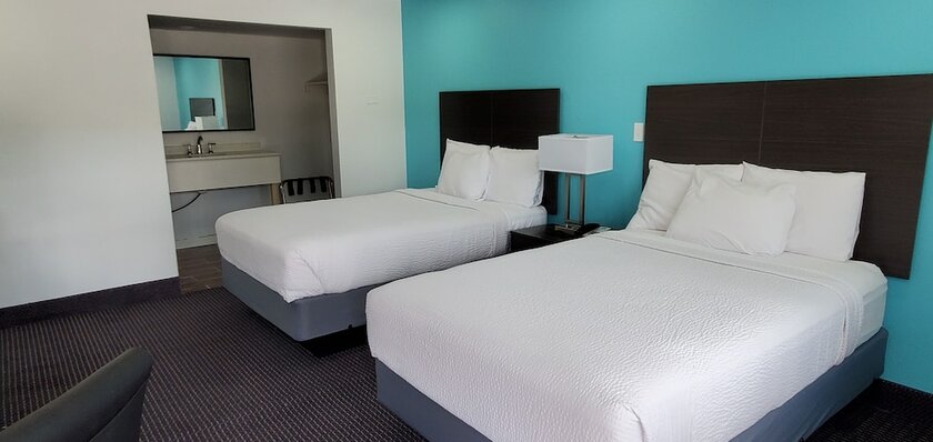 Imagen de la habitación del Hotel Travelodge by Wyndham Livonia/Canton/Novi Detroit Area. Foto 18