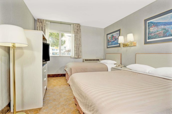 Imagen de la habitación del Hotel Travelodge by Wyndham Mill Valley/Sausalito. Foto 8