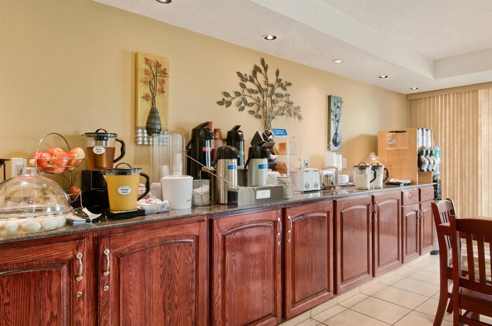 Imagen del bar/restaurante del Hotel Travelodge by Wyndham Nanaimo. Foto 2