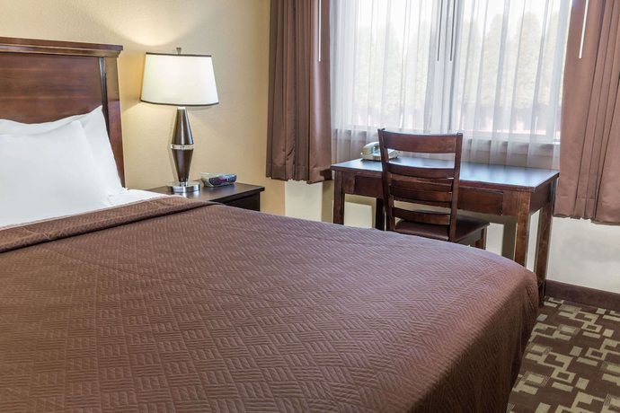 Imagen de la habitación del Hotel Travelodge by Wyndham Newport. Foto 6