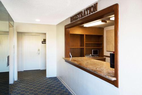 Imagen general del Hotel Travelodge by Wyndham Ocean Front. Foto 2