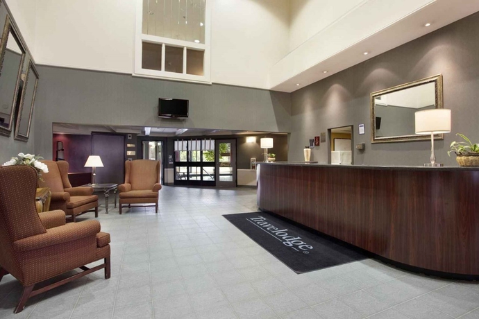 Imagen de los interiores del Hotel Travelodge by Wyndham Ottawa East. Foto 6