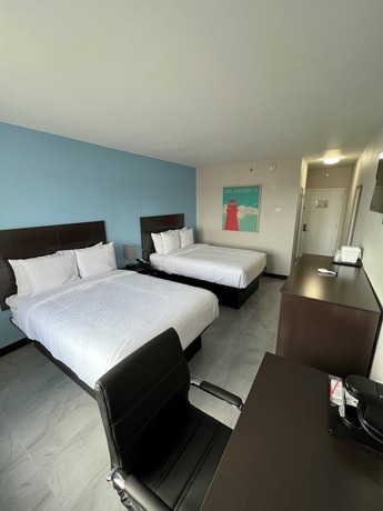 Imagen de la habitación del Hotel Travelodge by Wyndham Ozone Park. Foto 9