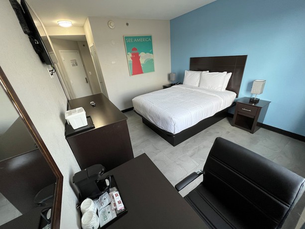 Imagen de la habitación del Hotel Travelodge by Wyndham Ozone Park. Foto 12