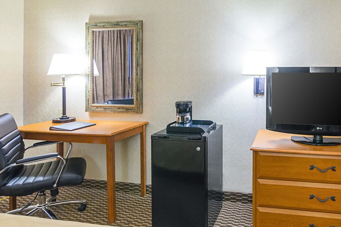 Imagen de la habitación del Hotel Travelodge by Wyndham Rapid City/Black Hills. Foto 5