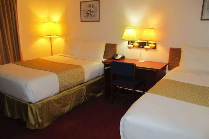 Imagen de la habitación del Hotel Travelodge by Wyndham Redwood Falls. Foto 6