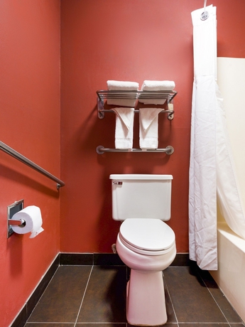 Imagen de la habitación del Hotel Travelodge by Wyndham Richmond IN. Foto 12