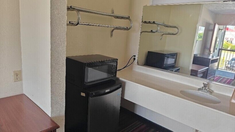 Imagen de la habitación del Hotel Travelodge by Wyndham Richmond Kentucky. Foto 11