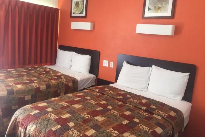 Imagen de la habitación del Hotel Travelodge by Wyndham Sacramento Convention Center. Foto 6